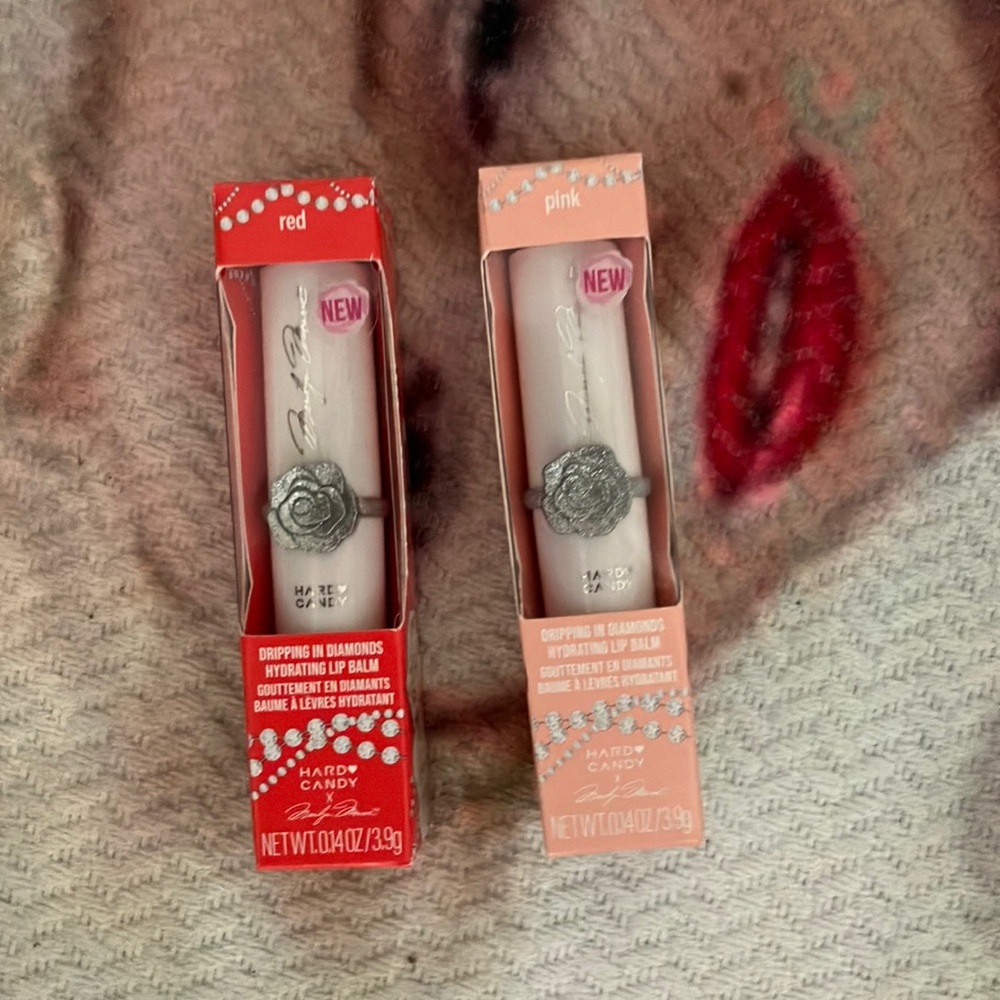 MARILYN MONROE Hard Candy Dripping in Diamonds Lip Balm Duo - Red and Pink